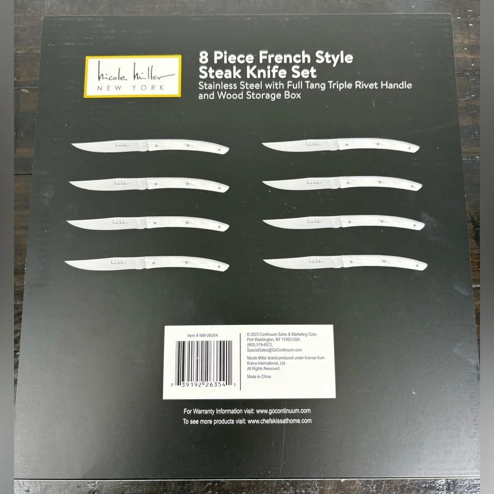 NEW Nicole Miller 8-Piece French Style Steak Knife Set With Elegant Wooden Case